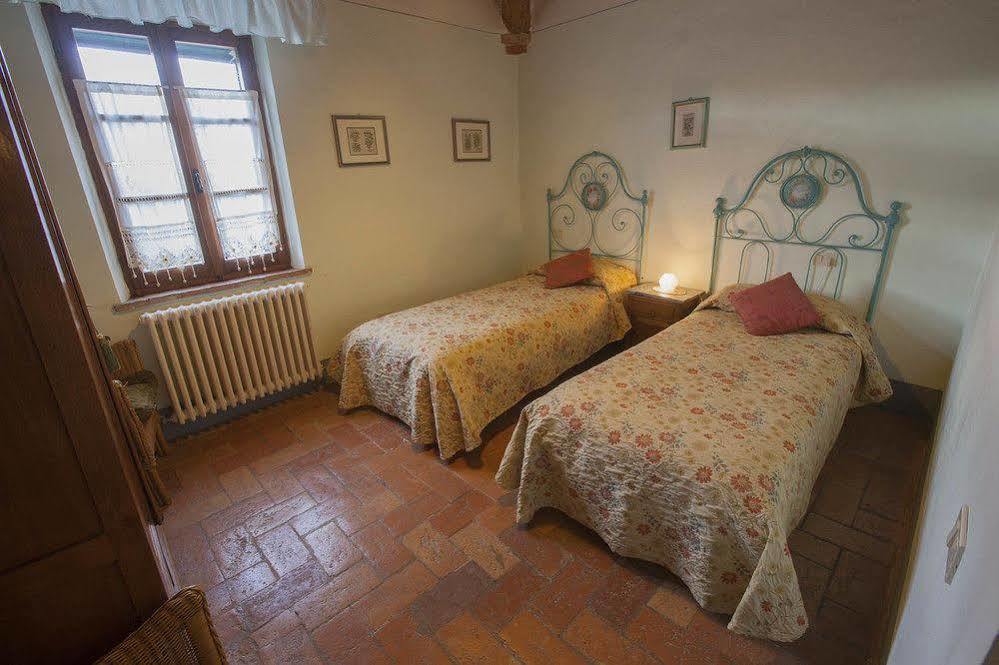 Farmhouse Il Fienile Nottola Esterno foto
